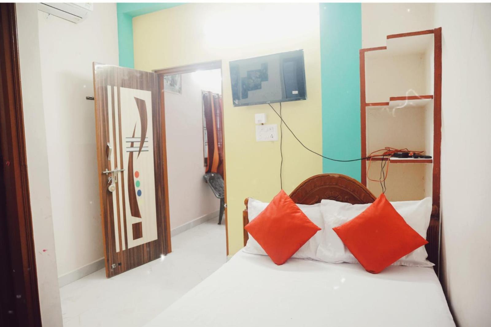 Garuda Grand Apartment Tirupati Luaran gambar